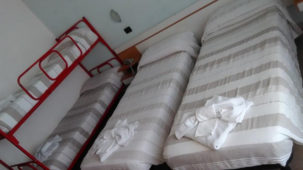 Hotel Marilonda Rimini Luaran gambar