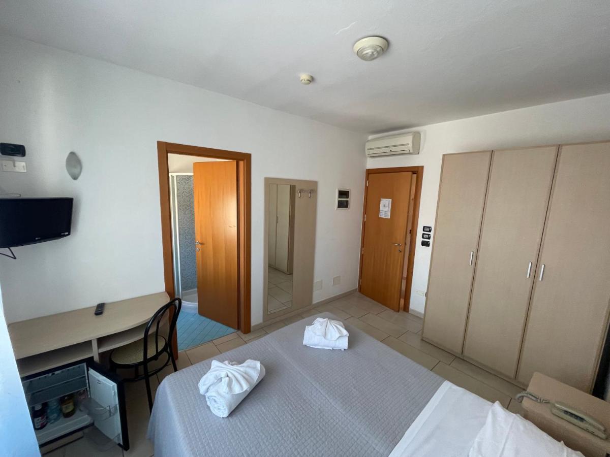 Hotel Marilonda Rimini Bilik gambar