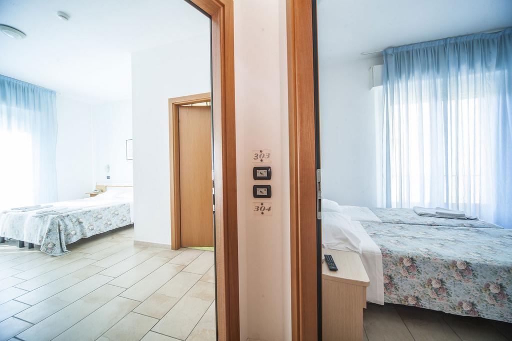 Hotel Marilonda Rimini Luaran gambar