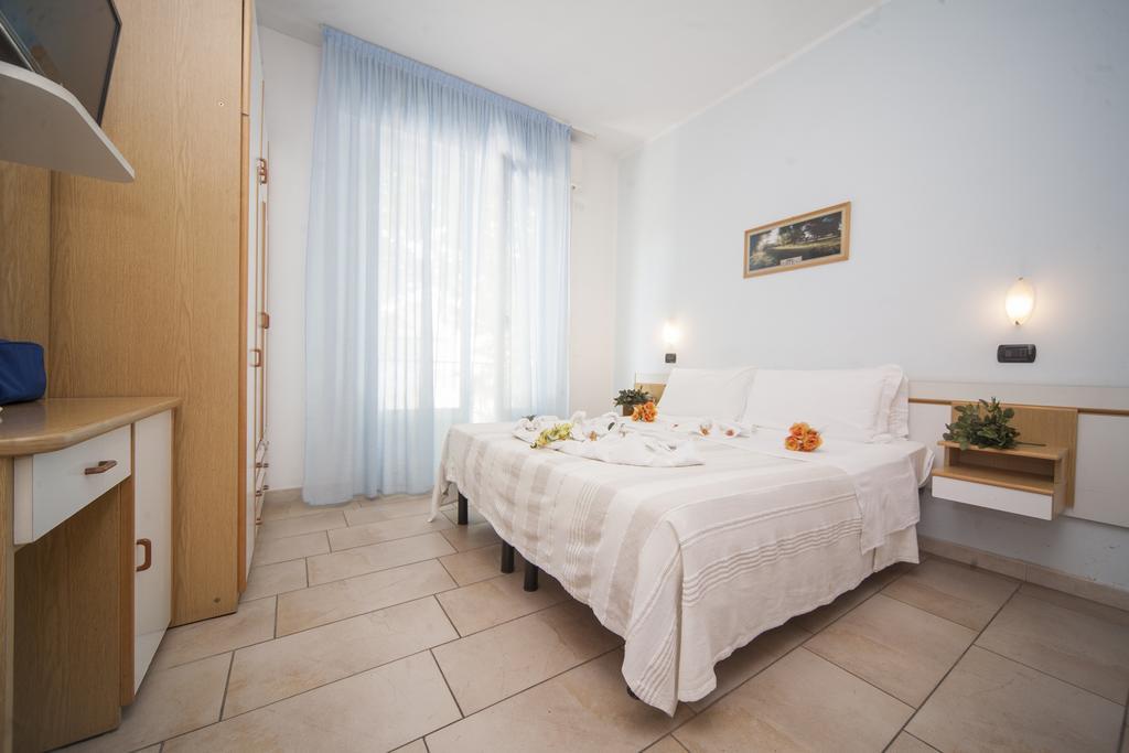 Hotel Marilonda Rimini Luaran gambar
