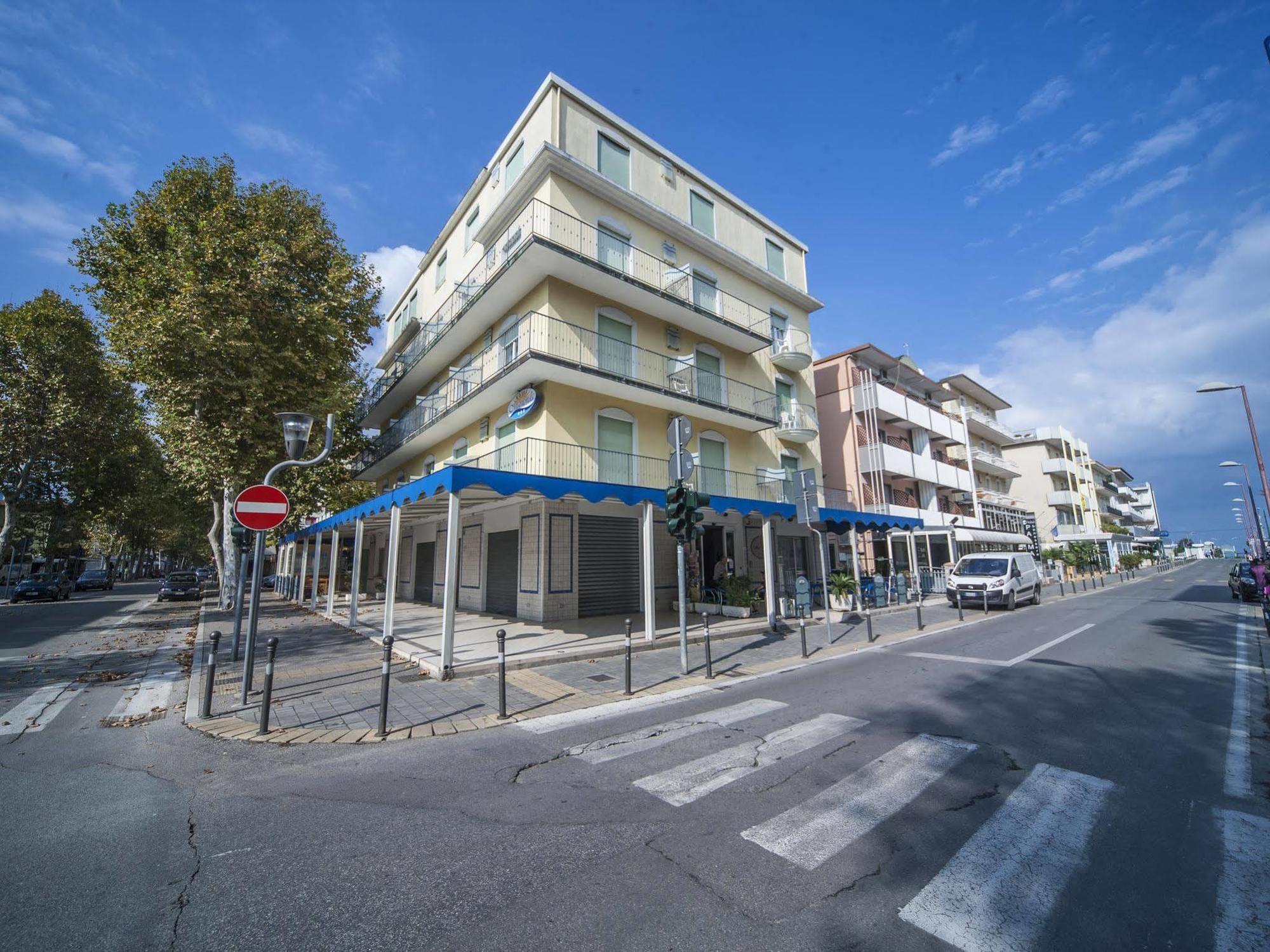 Hotel Marilonda Rimini Luaran gambar